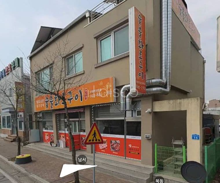 원룸단지 내 위치, 평당 3만원으로 주변 시세보다 저렴한 1층 상가