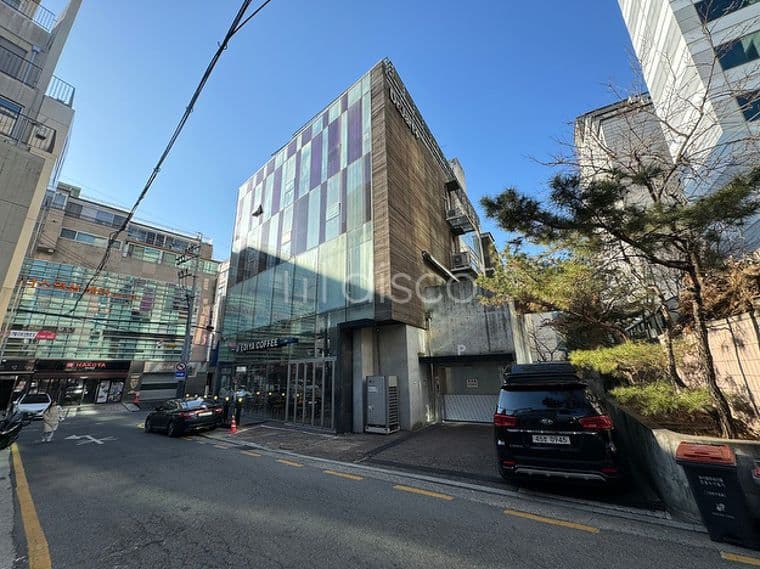 역삼역 역세권1층 코너 카페 자리 2