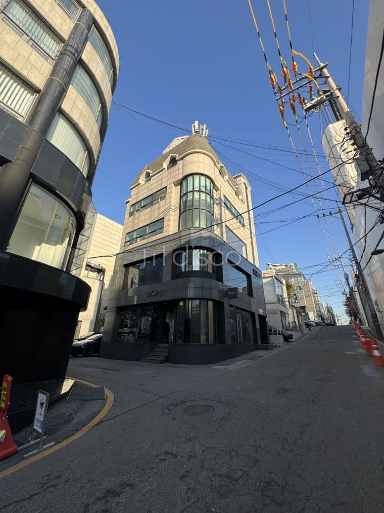 🔸RE/MAX🔸에테르노 압구정 앞 상가 2