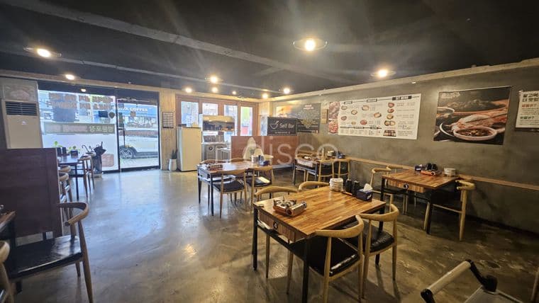 동산동 노른자 자리 고래등 오거리 상가 2