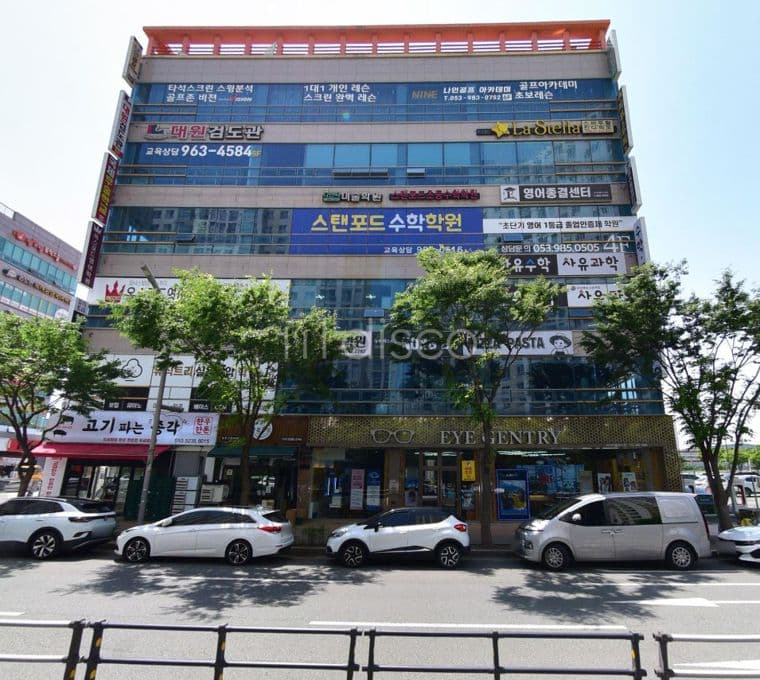 이시아폴리스 대단지아파트앞 풍부한베후세대 안경점 페스트푸드 입점가능 1