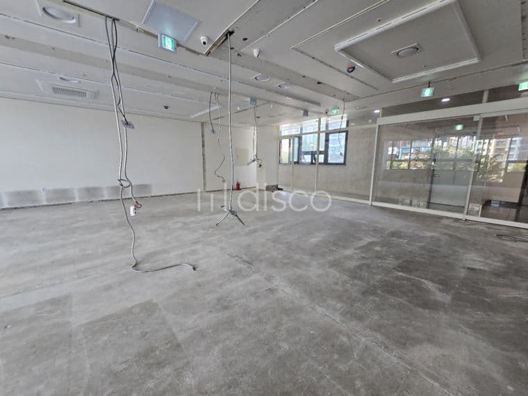 무권리 학원중심상가 유동인구풍부 대단지아파트앞 풍부한배후세대 에어컨有 2