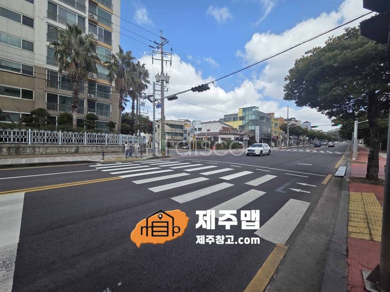 부영3차아파트앞 무권리금 버스정류장앞 첫입주  5