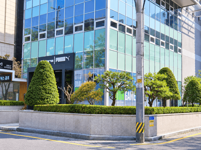 압구정로데오역 역세권, 도산공원 상권, 1층 단일층 대형 매장 3