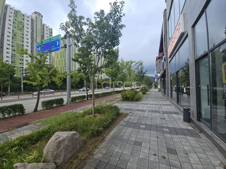 하남동모아엘가 인근 대로변상가 5