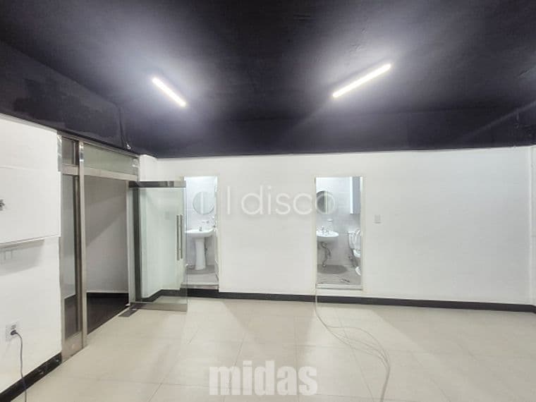 [신논현역 역세권] 43평 깔끔한 지하 통임대 매물 | 리모델링 완료 & 다용도 활용 가능 4