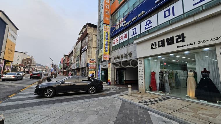 전주 중앙동 대로변 5층 상가 임대, 3층 180평 병의원, 4층 160평 대형공간, 1층 24평 상가 2