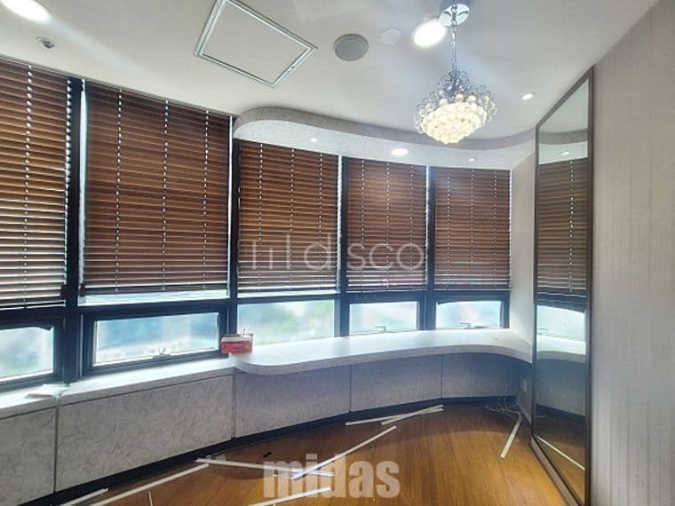 [강남역 초역세권] 역삼동  병의원 적합 룸 7실 인테리어 상가·사무실 임대 9