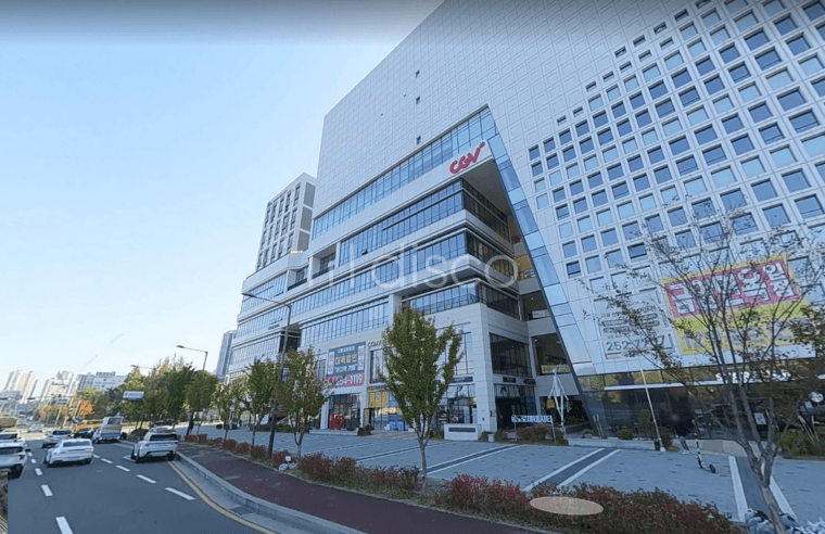 에코시티 로마네시티 전용28평 판매시설 3층에 위치함