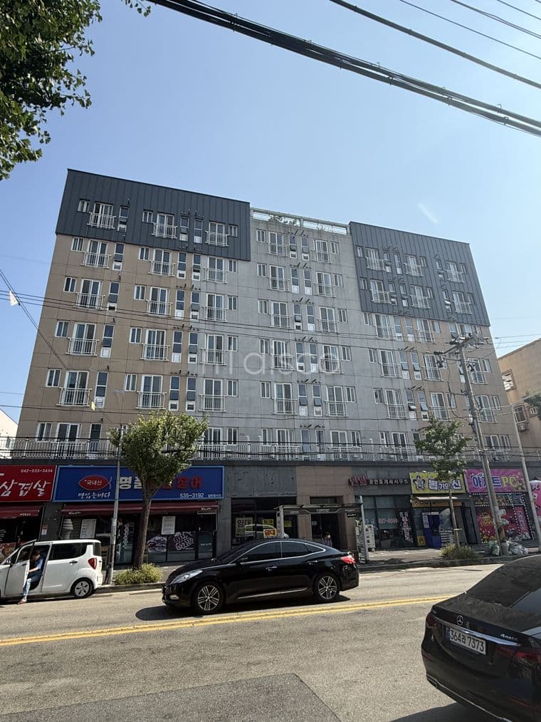 괴정동 1층 상가 임대｜대로변·버스정류장 앞! 주목도 좋은 상가 3