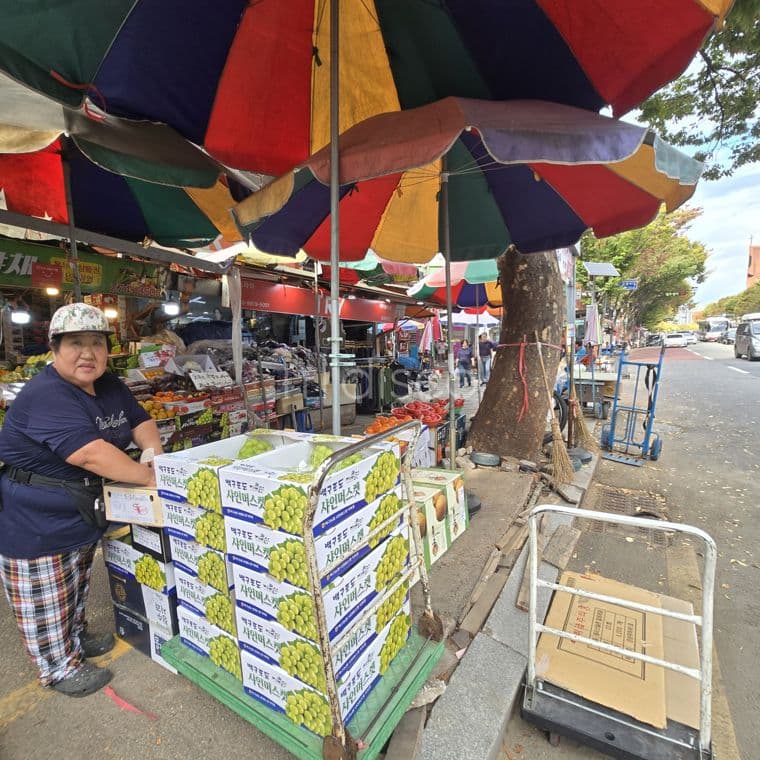 [전주 전통재래시장 상가 임대] 보증금 1.2억 / 월 94만원 - 권리금 없는 1층 로드샵 매장 및 2층 연계 활 4