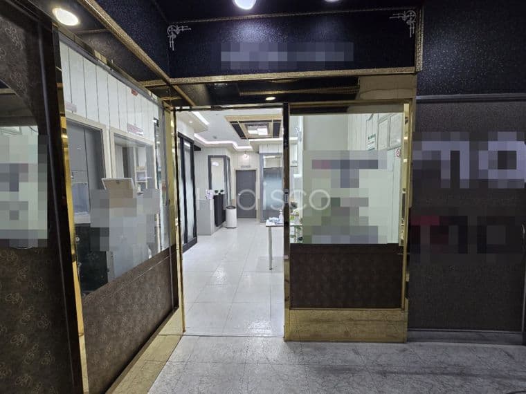 신월초인근 대로변전면상가 현학원운영중 인테리어A급 권시비소액 15
