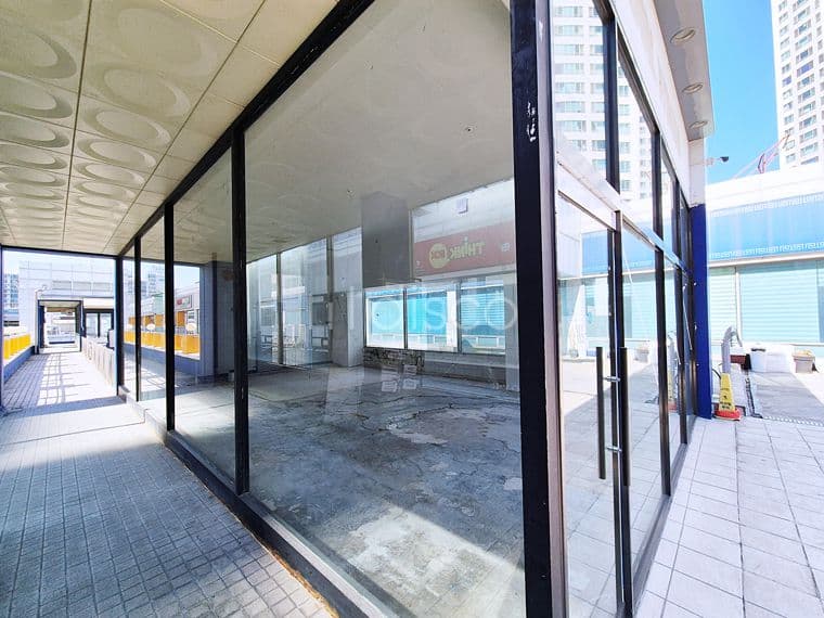 15p I 무권리상가 I 로데오쇼핑몰 I 유동인구다수 I 노출최상 I 매물번호 : 24365 3