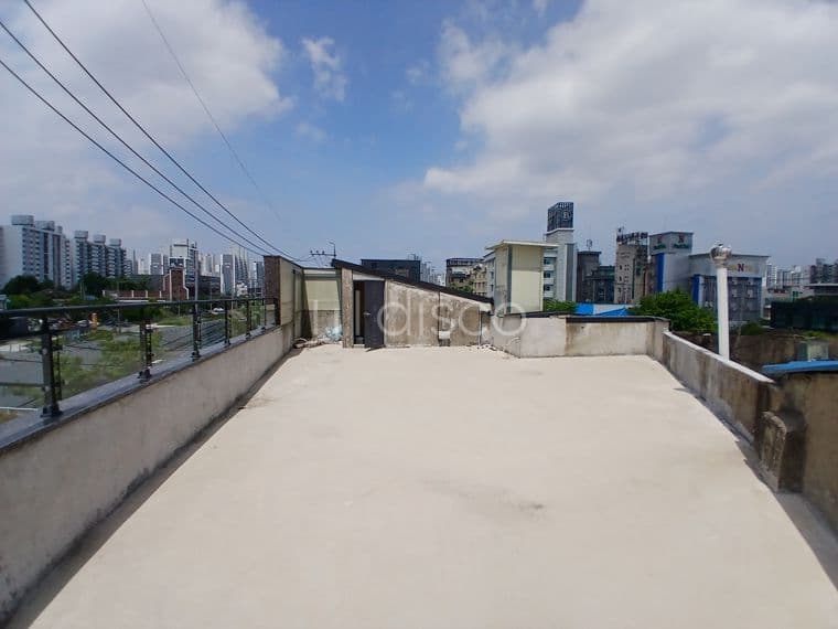 송학동 4거리 코너 1,2층 상가 임대 11