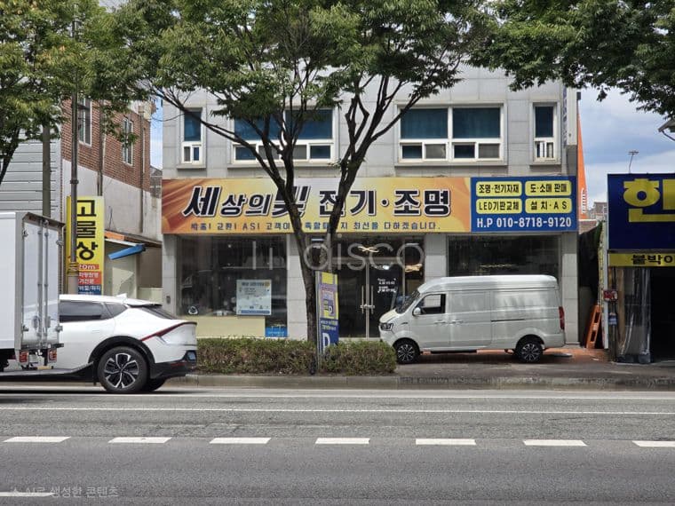 [전주 상가 임대] 진북동 6차선 대로변 1층 40평, 탁월한 접근성과 시인성을 갖춘 다목적 사업 공간 1