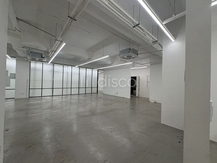 [성수동2가] 전용 95평 / 룸 7개 / 내부 화장실 / 시세 대비 저렴한 가성비 사무실 5