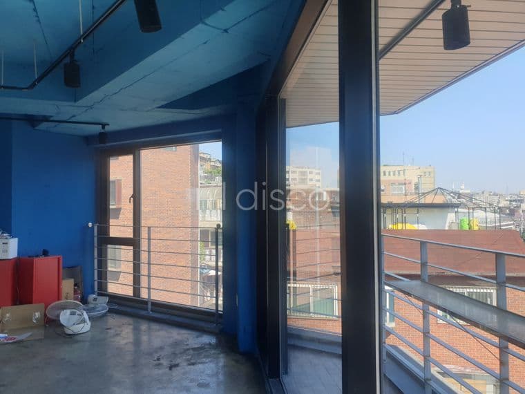 녹사평역 전망좋은 루프탑 사용 상가임대 5