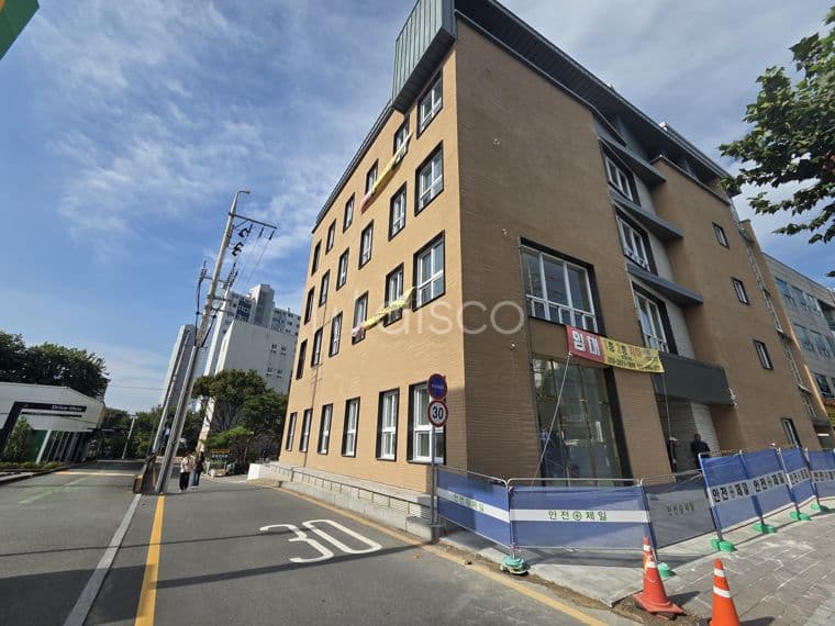 동구 검사동 의료 클리닉 및 다용도 리모델링한 건물 첫 입주 임대차 임차인 모집 4