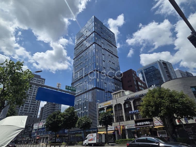 잠실 WD메디컬빌딩 ☎ 010-6321-4987 2