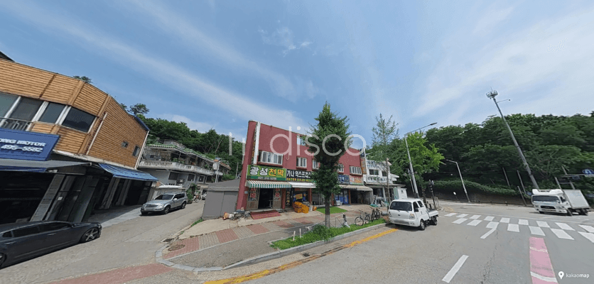 근청아파트입구삼거리 대로변 가시성 뛰난 상가 임대