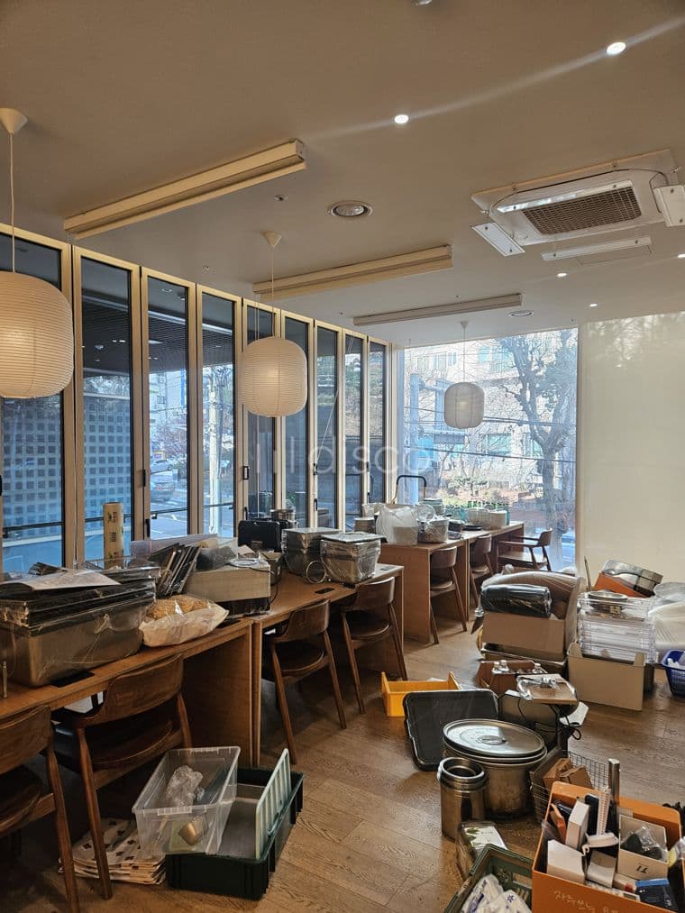 📍  독서당로 옥수역 도보권 대로변 1~2층 상가 임대 4