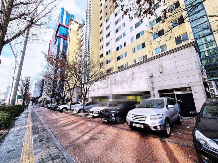 94p I 당산 생각공장 앞 I 도로변 I 무권리 I 수요넘치는위치 I 사진0, 매물번호: 24275 11