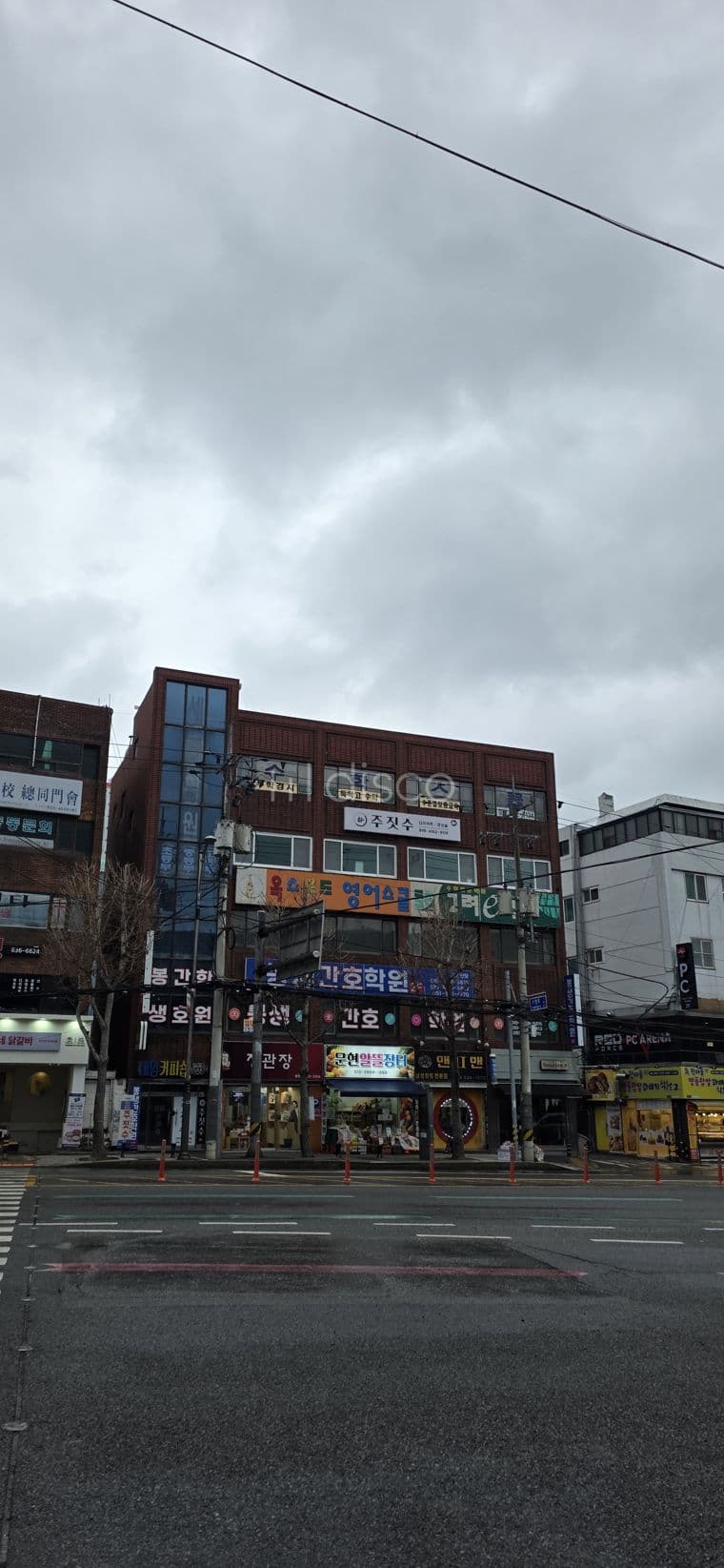 문현교차로 대로변 상가임대(5층중 3층)