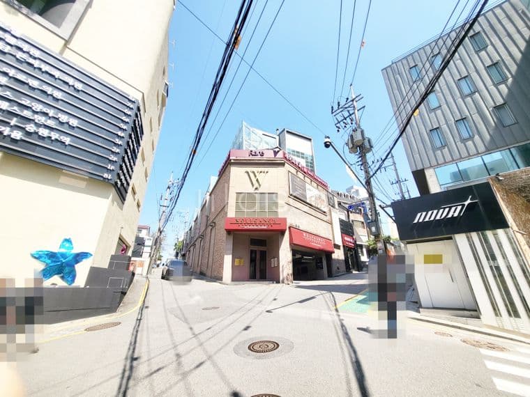 A┃청담동 메인상권┃울프강┃코너┃무권리┃상가 1