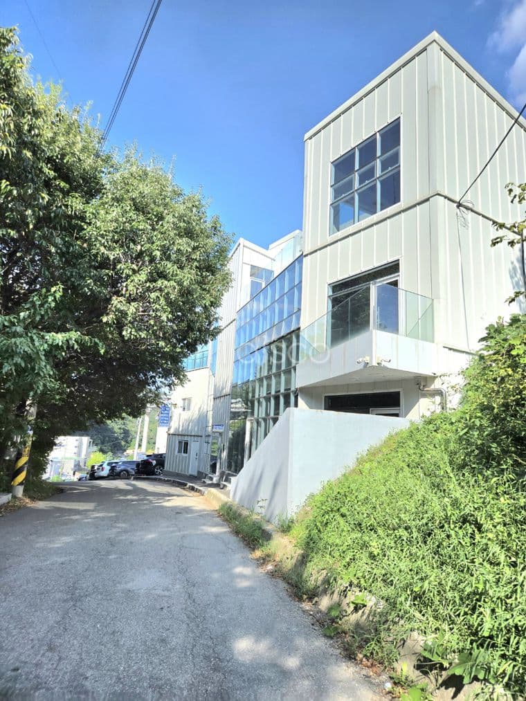 ◈[신축 건물]카페 및 사옥 추천/입주 가능/총주차대수 8대◈  1