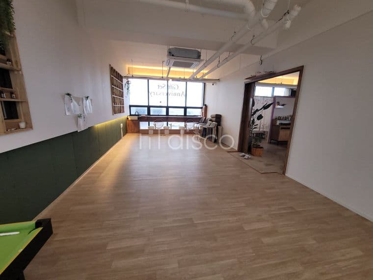 공항에서 가까운 상가 연세임대입니다. 5