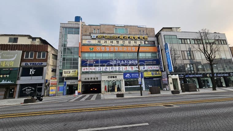 전주 중앙동 대로변 5층 상가 임대, 3층 180평 병의원, 4층 160평 대형공간, 1층 24평 상가 5
