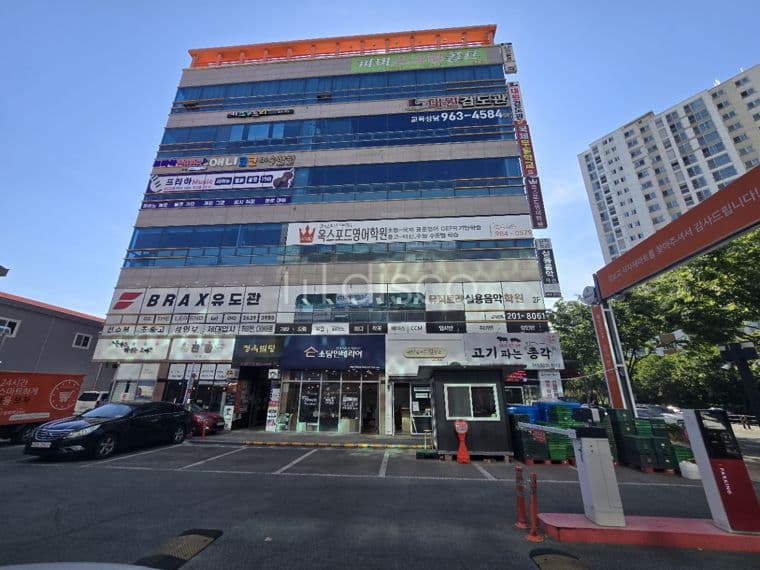 이시아폴리스 대단지아파트앞 풍부한베후세대 안경점 페스트푸드 입점가능 2
