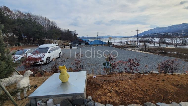 예당저수지 호 뷰 나오는 카페 또는 음식점 3