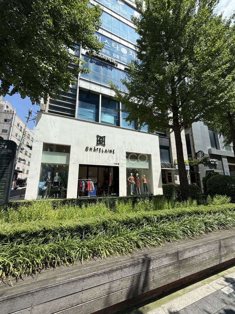 개포동 포이사거리 바로 앞 코너 건물 지하1층 상가 임대 4