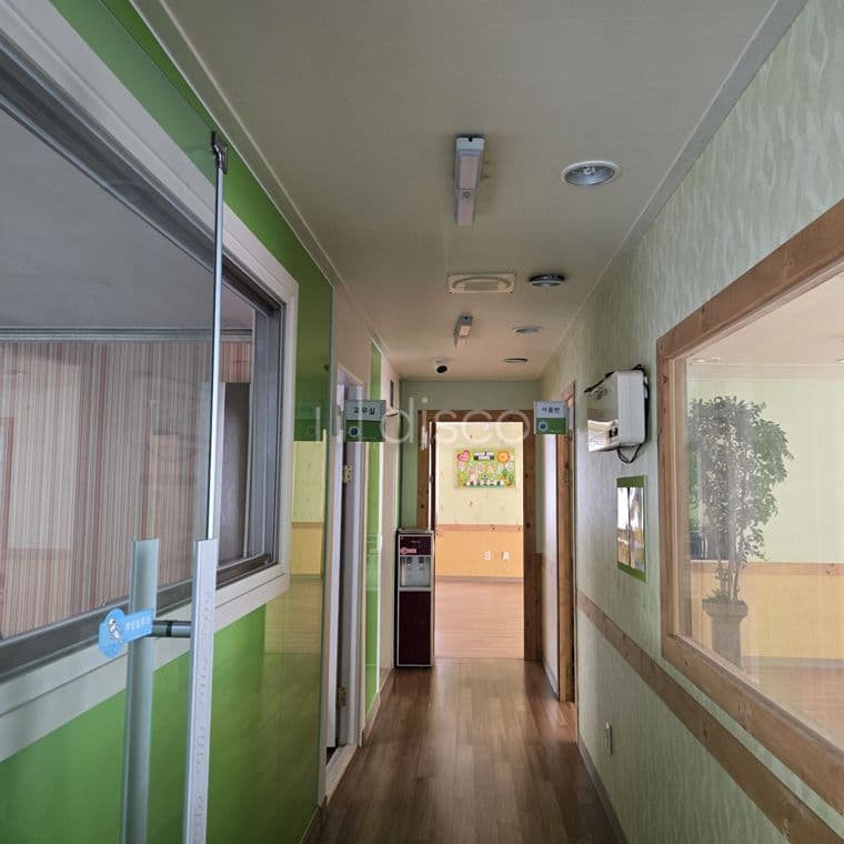 [전주 상가 임대] 우아동2가 1층 전용 55평,  버스정류장 2m, 1만세대 아파트 배후·마당 보유 4