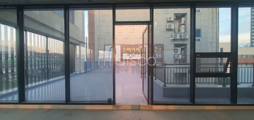 3층일부,트인뷰,베이커리까페및 학원추천, 테라스공간있어요 2