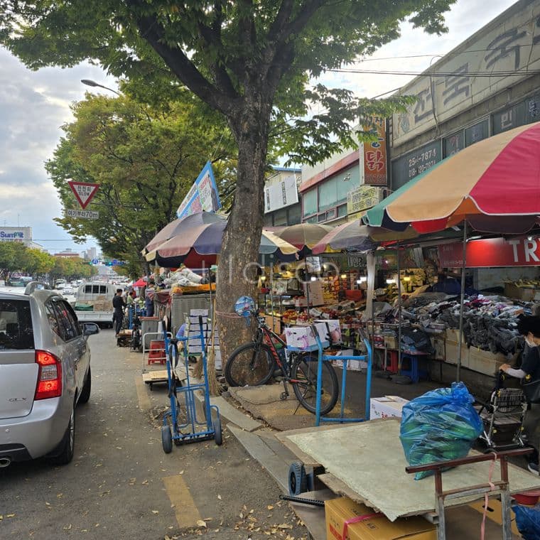 [전주 전통재래시장 상가 임대] 보증금 1.2억 / 월 94만원 - 권리금 없는 1층 로드샵 매장 및 2층 연계 활 2