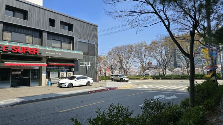 [임대] 전주 효자동 대단지 아파트 밀집지역, 왕복 4차선 대로변 1층 96평 대형 상가 임대 (현 롯데슈퍼) 8