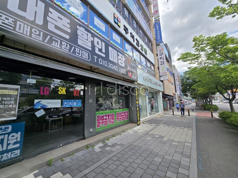 전주 효자동 6차선 대로변 1층 상가 임대 전용 76㎡(약 23평) / 보증금 1,000만 원 / 월차임 160만  5