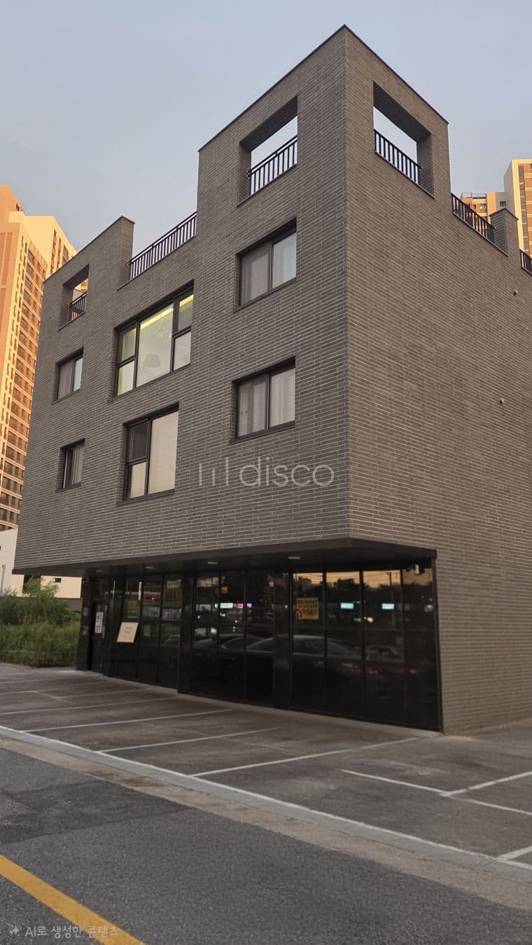 탕정호반 대단지 수요와 초등 통학로의 발길을 사로잡는 프리미엄 코너 상가