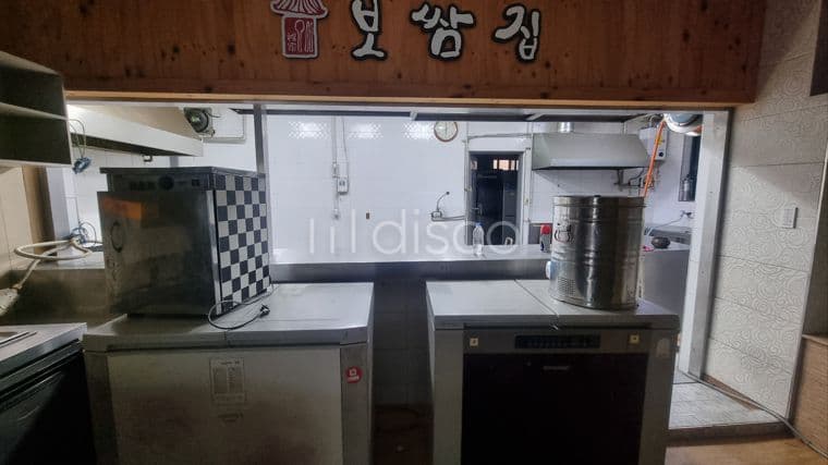 신연수동 상가 중심지 사거리코너 상가, 바로앞 주차장, 공원 있음. 8