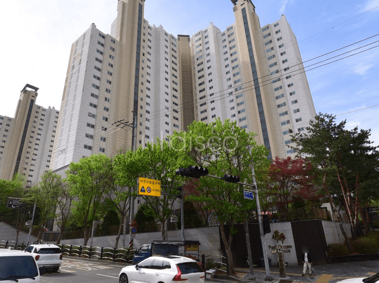 대로변상가 무권리 월촌역역세권 대단지아파트앞 풍부한배후세대 4