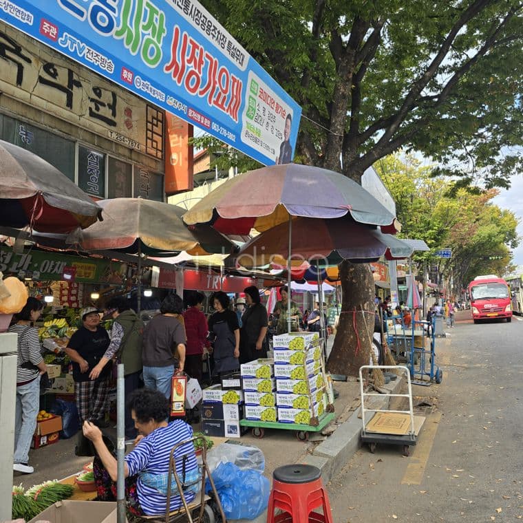 [전주 전통재래시장 상가 임대] 보증금 1.2억 / 월 94만원 - 권리금 없는 1층 로드샵 매장 및 2층 연계 활 6