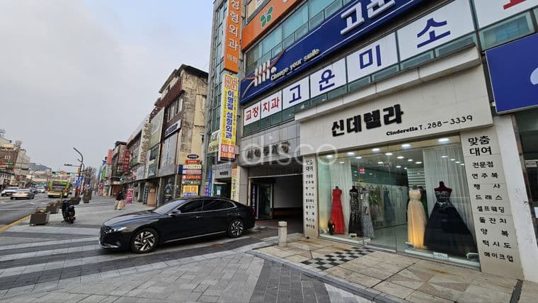 전주 중앙동 대로변 5층 상가 임대, 3층 180평 병의원, 4층 160평 대형공간, 1층 24평 상가 4
