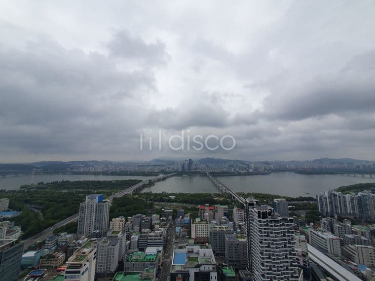 2.9호선 당산역 초역세권 탑층 대형상가 운동시설 강추 1
