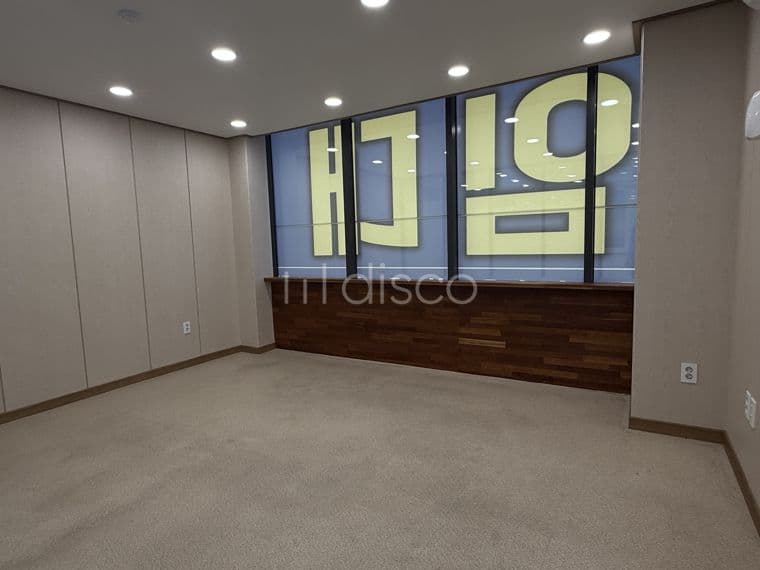 송파대로변 피부과/내과  병의원 추천  버스정류장 석촌역 초역세 17