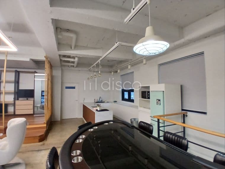 송학동 4차선변 1,2층 상가 임대 5