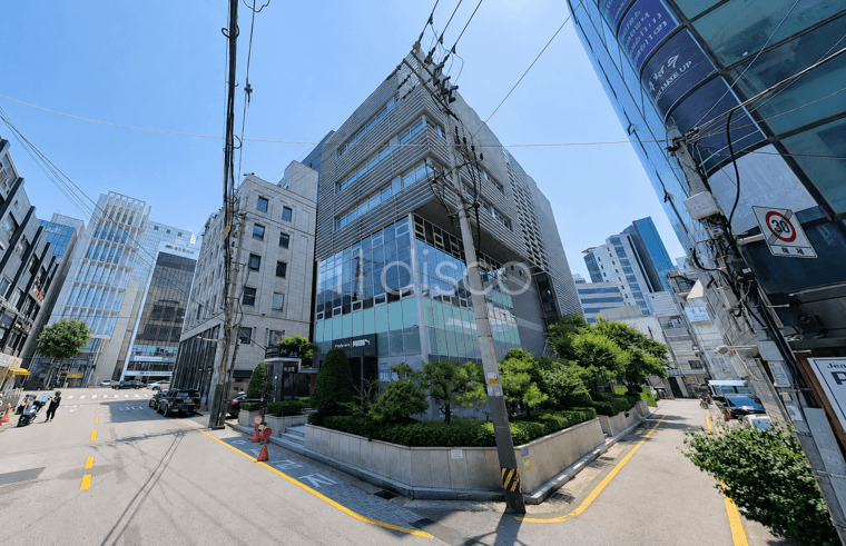 압구정로데오역 역세권, 도산공원 상권, 1층 단일층 대형 매장 2