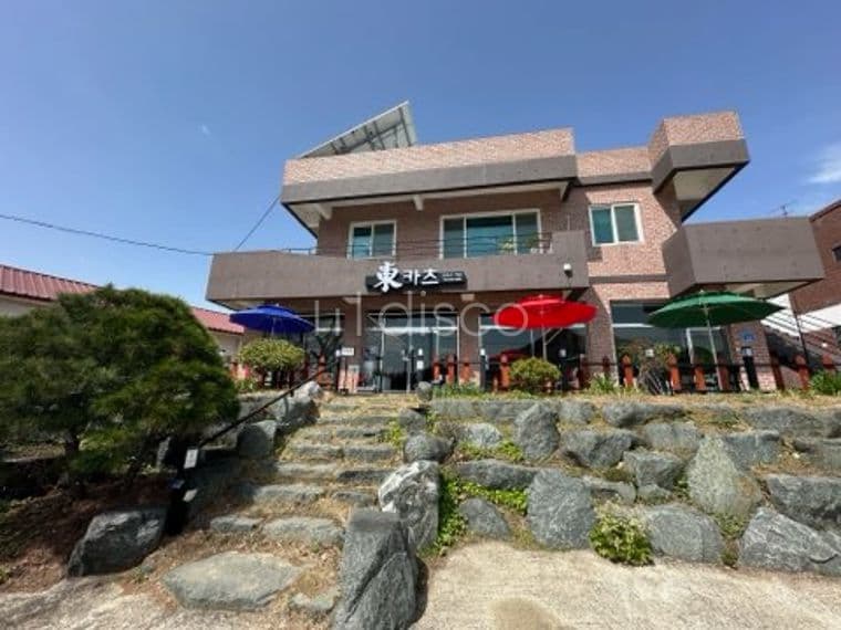 동량면 예쁜 돈가스,커피전문점. 주방완비,내부인테리어최상,마당,주차넓음 1