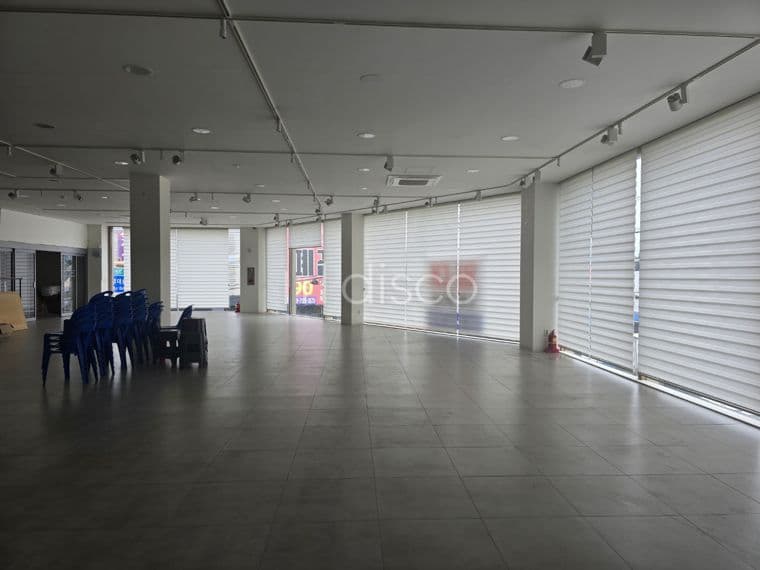 [전주 상가 임대] 동부대로 핵심 사거리 코너 2층 96평, 이 가격에 이 입지가 가능해? 파격 조건 대형 상가 임 4